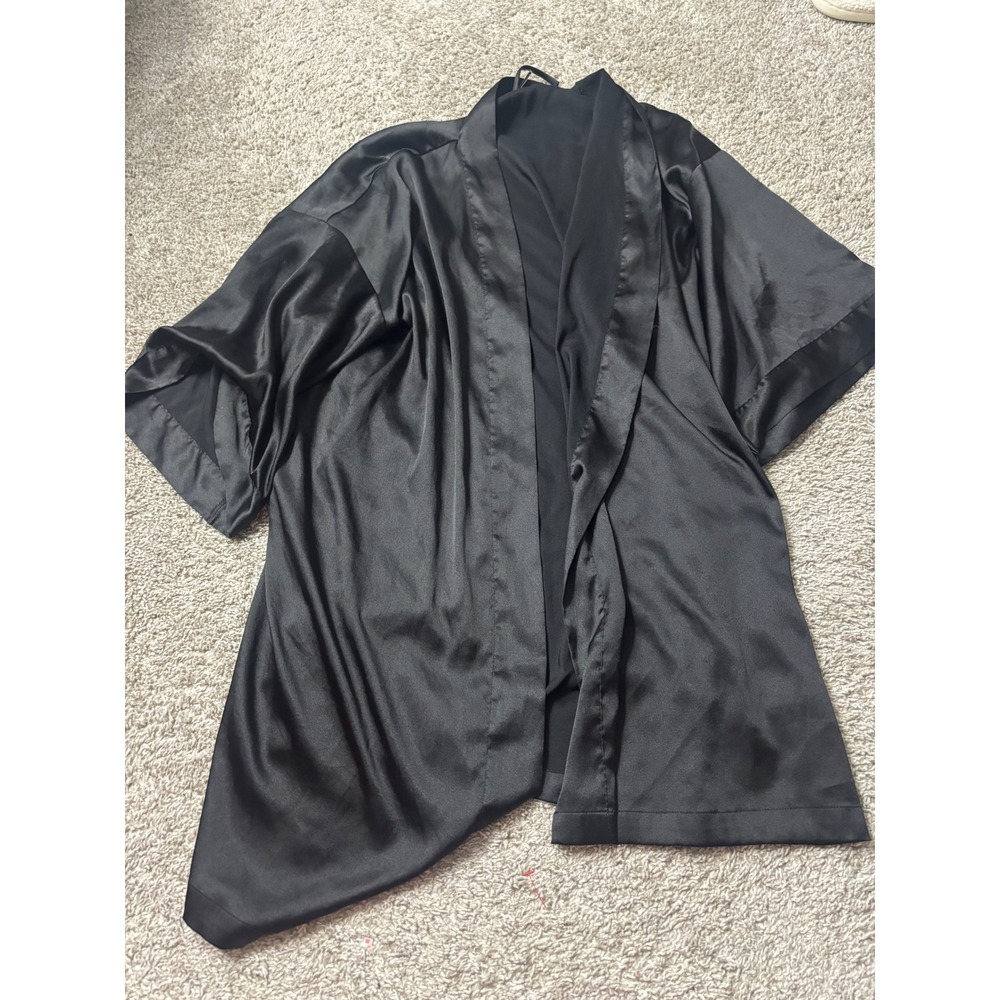 Victoria's Secret Black Satin Kimono Robe Short Sleeve M/L 241580-093